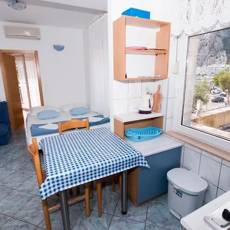 - Michy Apartman