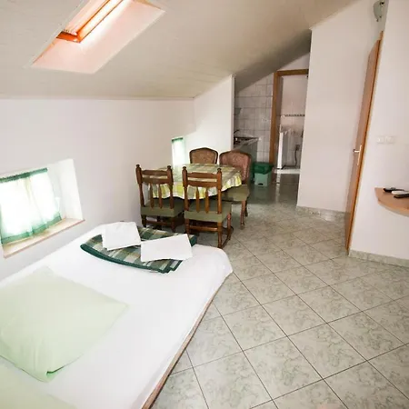 - Michy Apartment *